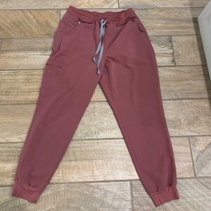 Figs large Jogger Pants in Mauve